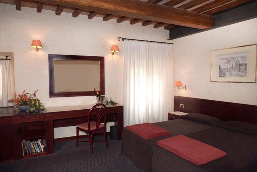 Accademia 3* Rom