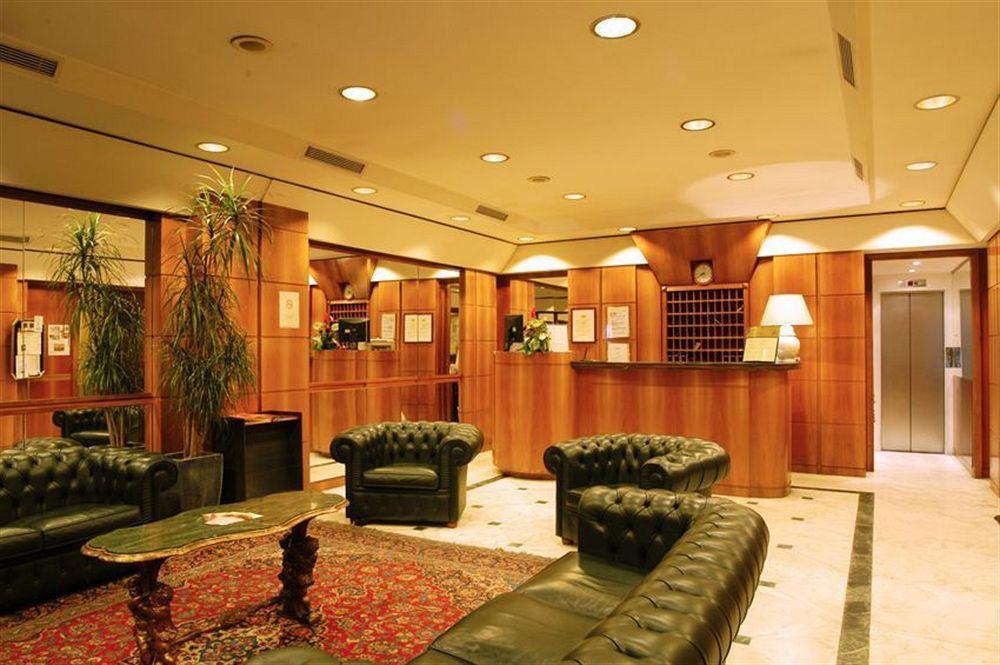 Accademia 3* Rom